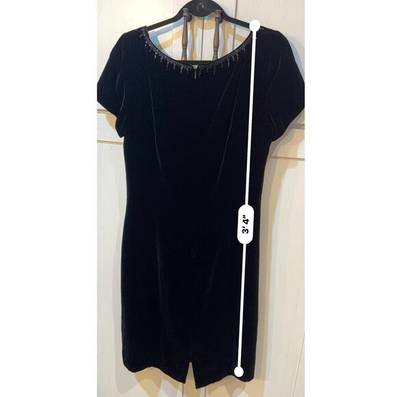 Liz Claiborne Black Velvet Rhinestone Cocktail Dress – Size 14 | Elegant V-Neck - Picture 8 of 11